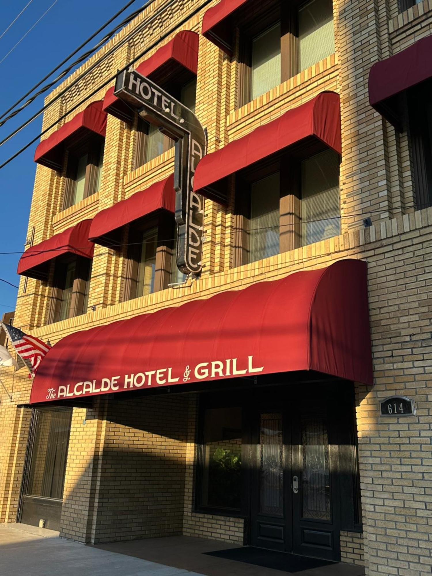 The Alcalde Hotel Gonzales Exterior photo